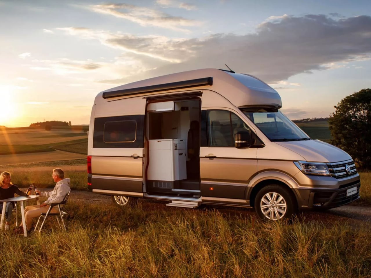 Volkswagen Grand California camper van - view 6